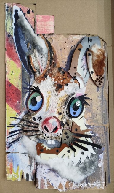 7661 - Bordalo II - Rabbit Special Edition (Serie 3D Special Edition) - Hand painted ceramics and reused plastics, MDF, textiles, printed vinyl - 348/450 - 53x29x5cm - 2,7Kg